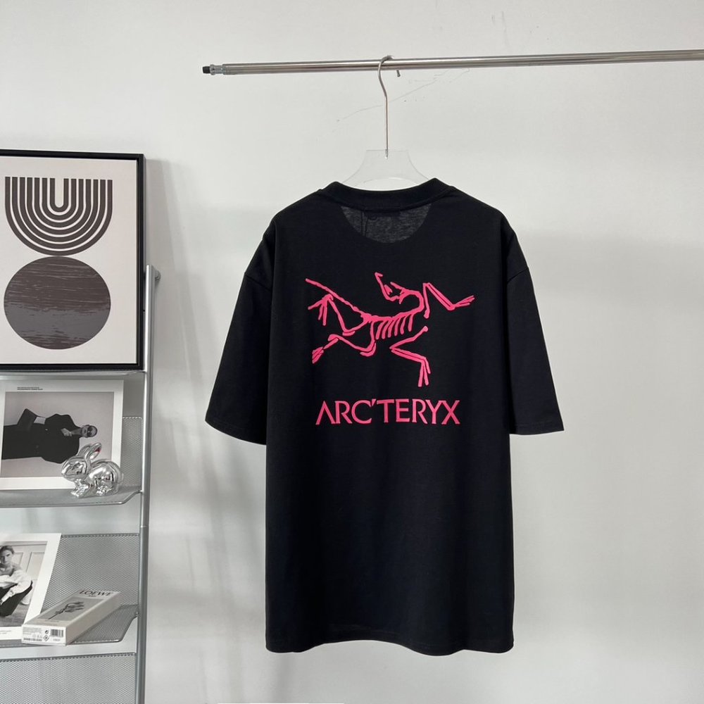Archaeopteryx ARCTERYX Classic Logo Round Neck Short Sleeve T-shirt